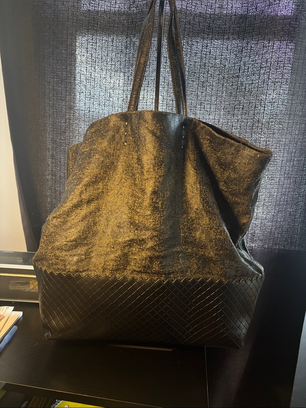 Bottega Veneta black Tote Bag with Quilted leather base peeling on top part
